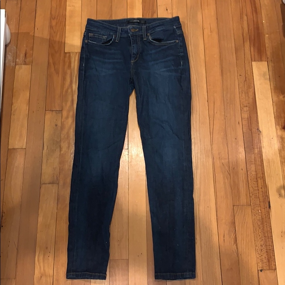 Joes Jeans size 28 dark wash